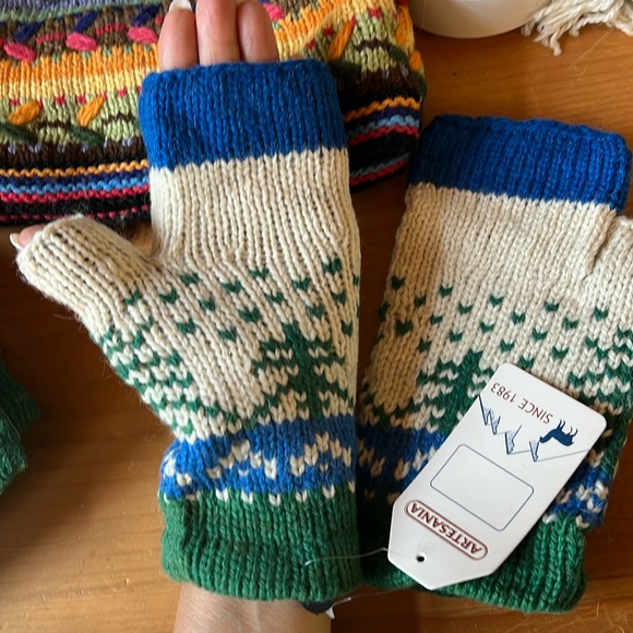 Alpaca Colorful Knit lined Fingerless Gloves gl305 - Picture 3 of 6